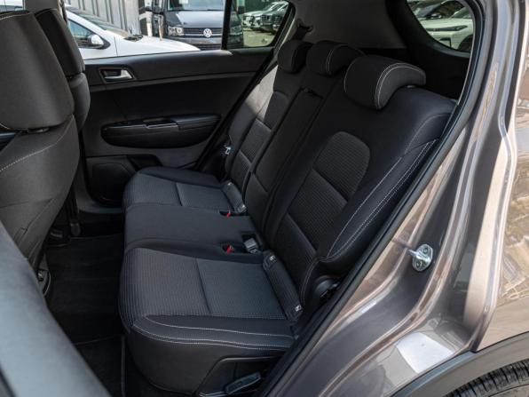 Kia Sportage IV Рестайлинг с пробегом 2019 года, цена 2 370 000 рублей, 93623 км, внедорожник, Автокод Объявления