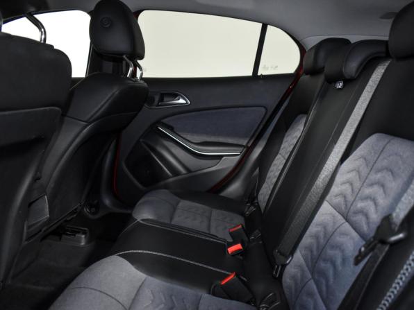 Mercedes-Benz GLA I (X156) с пробегом 2017 года, цена 1 999 900 рублей, 165009 км, внедорожник, Автокод Объявления