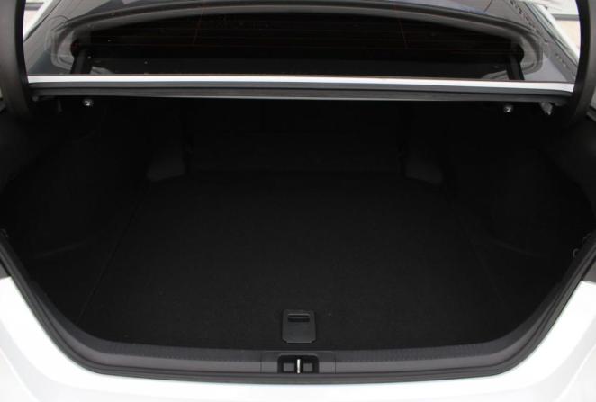 Toyota Camry VIII (XV70) с пробегом 2019 года, цена 2 970 000 рублей, 134746 км, седан, Автокод Объявления