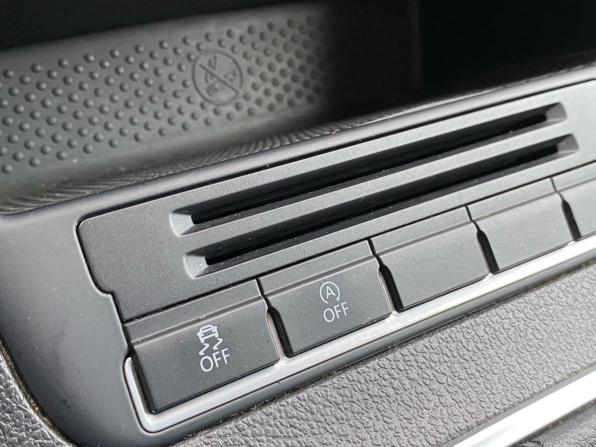 Volkswagen Tiguan I Рестайлинг с пробегом 2015 года, цена 1 309 000 рублей, 110570 км, внедорожник, Автокод Объявления