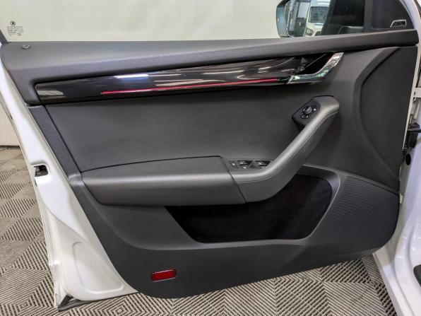 Skoda Octavia III (A7) Рестайлинг с пробегом 2020 года, цена 2 250 000 рублей, 83386 км, лифтбек, Автокод Объявления
