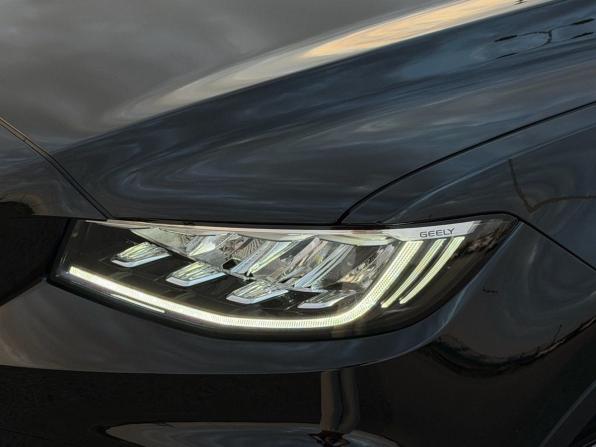 Geely Atlas Pro с пробегом 2024 года, цена 2 390 000 рублей, 2924 км, внедорожник, Автокод Объявления