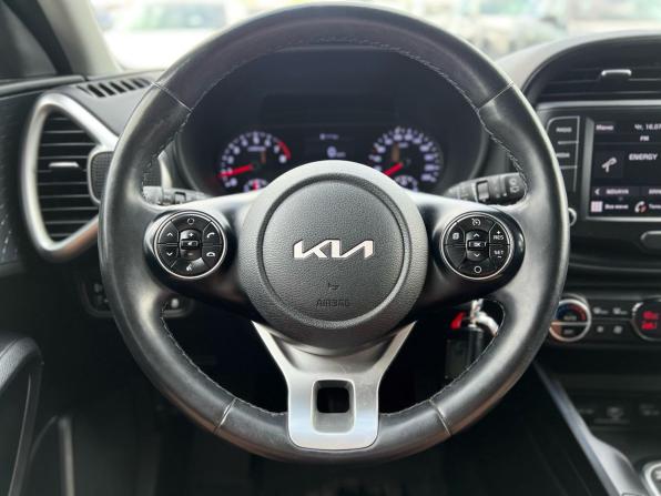 Kia Soul III с пробегом 2022 года, цена 2 299 999 рублей, 38500 км, хэтчбек, Автокод Объявления