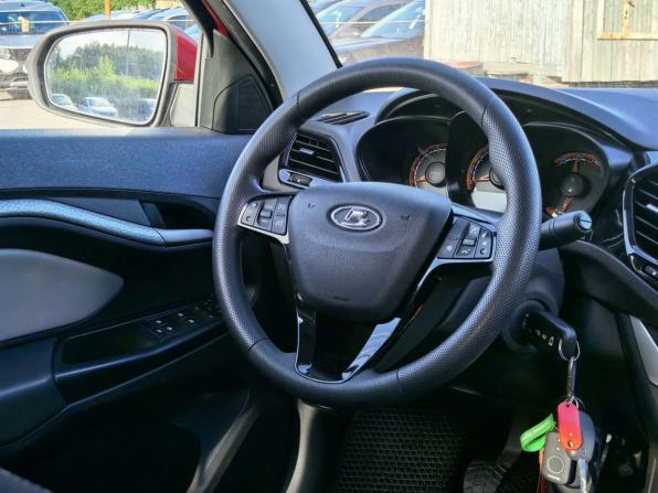Lada (ВАЗ) Vesta I с пробегом 2021 года, цена 1 325 000 рублей, 46538 км, седан, Автокод Объявления