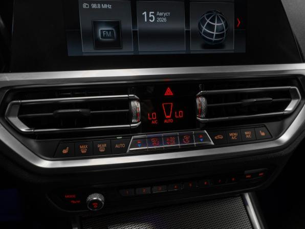 BMW 3 серии VII (G2x) с пробегом 2019 года, цена 3 300 000 рублей, 115000 км, седан, Автокод Объявления