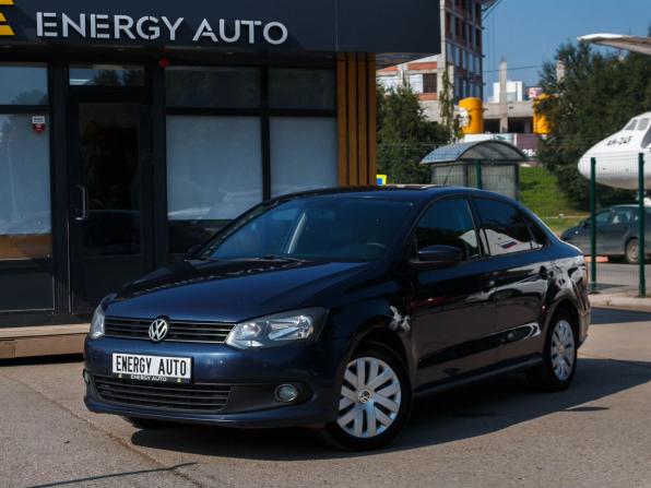Volkswagen Polo V с пробегом 2011 года, цена 650 000 рублей, 242306 км, седан, Автокод Объявления