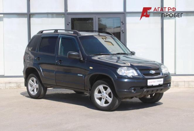 Chevrolet Niva I Рестайлинг с пробегом 2015 года, цена 700 000 рублей, 110626 км, внедорожник, Автокод Объявления