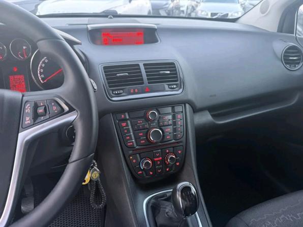 Opel Meriva B с пробегом 2012 года, цена 997 707 рублей, 62923 км, компактвэн, Автокод Объявления