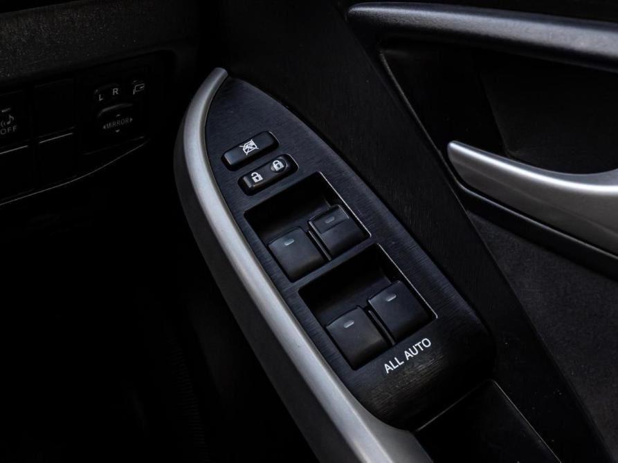 Toyota Prius III Рестайлинг (XW30) Краснодар  - изображение 17