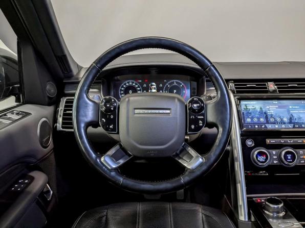 Land Rover Discovery V с пробегом 2018 года, цена 4 350 000 рублей, 117782 км, внедорожник, Автокод Объявления