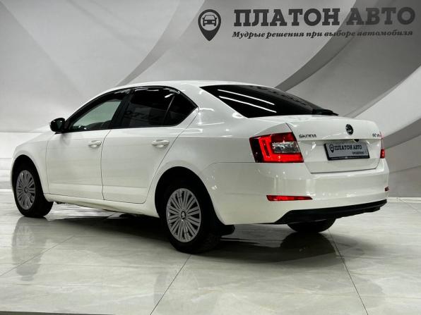 Skoda Octavia III (A7) с пробегом 2014 года, цена 969 000 рублей, 232700 км, лифтбек, Автокод Объявления