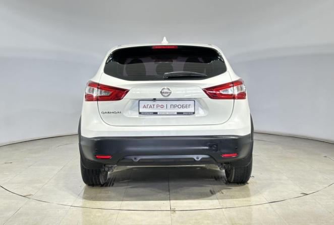 Nissan Qashqai II с пробегом 2018 года, цена 1 599 000 рублей, 121688 км, внедорожник, Автокод Объявления