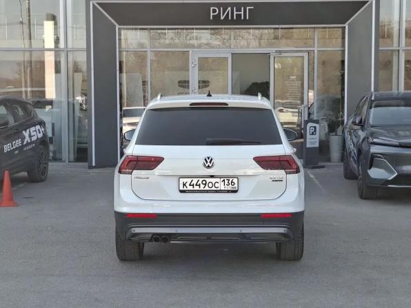 Volkswagen Tiguan II с пробегом 2017 года, цена 1 998 000 рублей, 163432 км, внедорожник, Автокод Объявления