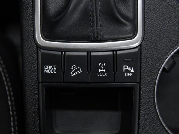 Kia Sportage IV Рестайлинг с пробегом 2019 года, цена 2 422 000 рублей, 63000 км, внедорожник, Автокод Объявления