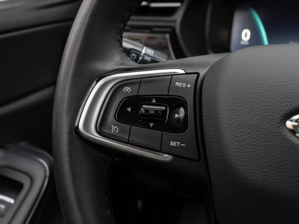 Omoda S5 с пробегом 2023 года, цена 1 599 000 рублей, 38753 км, седан, Автокод Объявления
