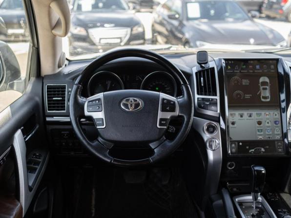 Toyota Land Cruiser 200 Series Рестайлинг 1 с пробегом 2014 года, цена 4 399 000 рублей, 228044 км, внедорожник, Автокод Объявления