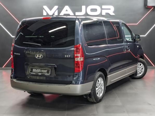 Hyundai H-1 II Рестайлинг с пробегом 2017 года, цена 2 990 000 рублей, 89919 км, минивэн, Автокод Объявления