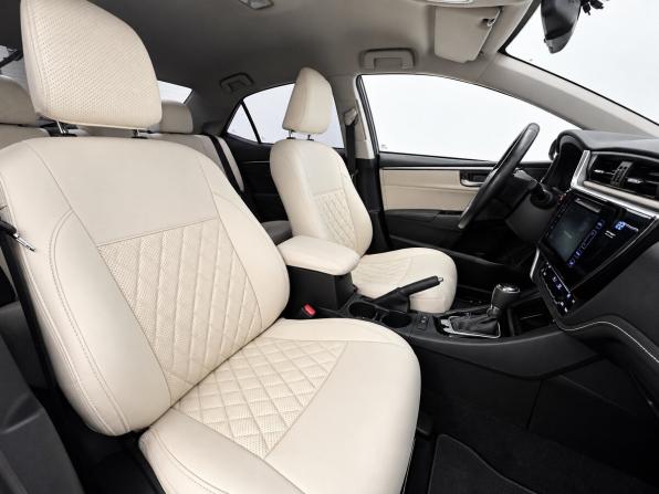 Toyota Corolla XI (E160 E170 E180) Рестайлинг 1 с пробегом 2018 года, цена 1 770 000 рублей, 104569 км, седан, Автокод Объявления
