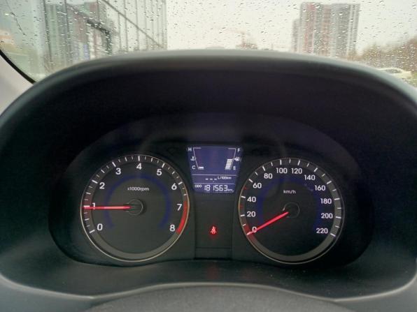 Hyundai Solaris I с пробегом 2011 года, цена 554 700 рублей, 181563 км, седан, Автокод Объявления
