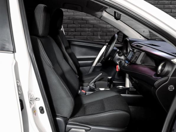 Toyota RAV4 IV (XA40) с пробегом 2015 года, цена 2 150 000 рублей, 116976 км, внедорожник, Автокод Объявления