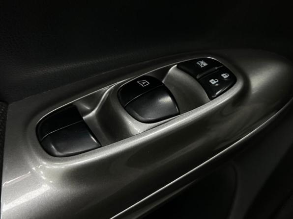 Nissan Juke I с пробегом 2013 года, цена 1 030 000 рублей, 120158 км, внедорожник, Автокод Объявления