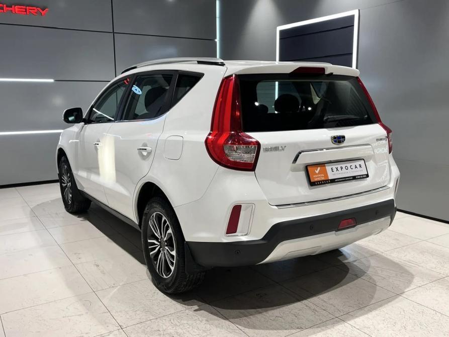 Geely Emgrand X7 I Рестайлинг 2 Новосибирск  - изображение 3