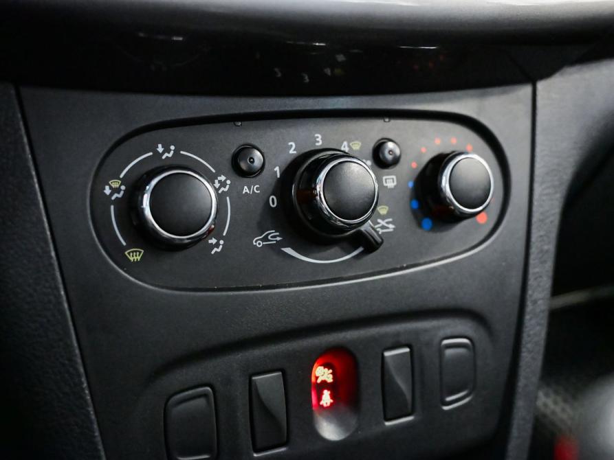 Renault Logan II Рестайлинг Ростов-на-Дону  - изображение 19