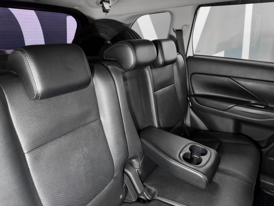 Mitsubishi Outlander III Рестайлинг Ростов-на-Дону  - изображение 14