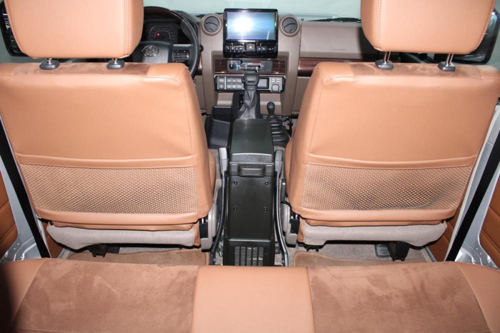 Toyota Land Cruiser 70 Series Рестайлинг 2 Владивосток  - изображение 16