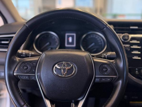 Toyota Camry VIII (XV70) с пробегом 2020 года, цена 2 750 000 рублей, 130615 км, седан, Автокод Объявления