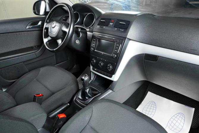 Skoda Yeti I с пробегом 2012 года, цена 939 000 рублей, 222000 км, внедорожник, Автокод Объявления