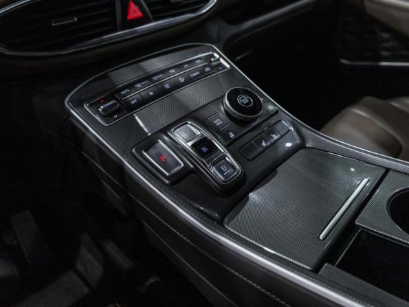 Hyundai Santa Fe IV Рестайлинг с пробегом 2021 года, цена 3 069 700 рублей, 123124 км, внедорожник, Автокод Объявления
