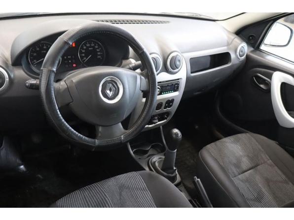 Renault Logan I Рестайлинг с пробегом 2014 года, цена 494 800 рублей, 121666 км, седан, Автокод Объявления