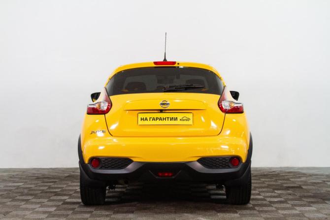 Nissan Juke I Рестайлинг с пробегом 2015 года, цена 1 379 000 рублей, 101000 км, внедорожник, Автокод Объявления