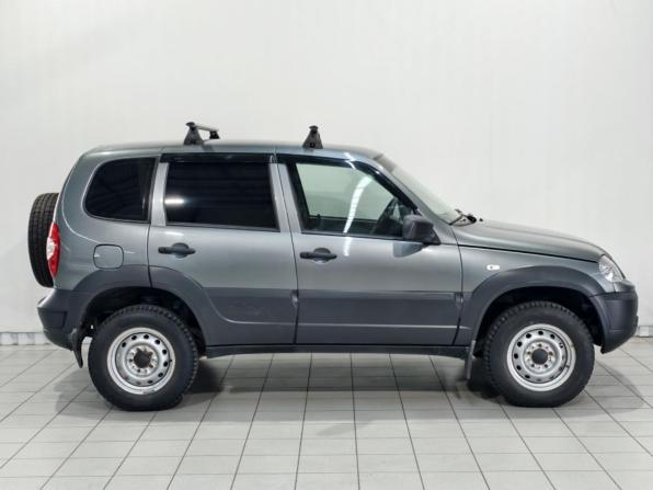 Chevrolet Niva I Рестайлинг с пробегом 2019 года, цена 815 000 рублей, 45768 км, внедорожник, Автокод Объявления