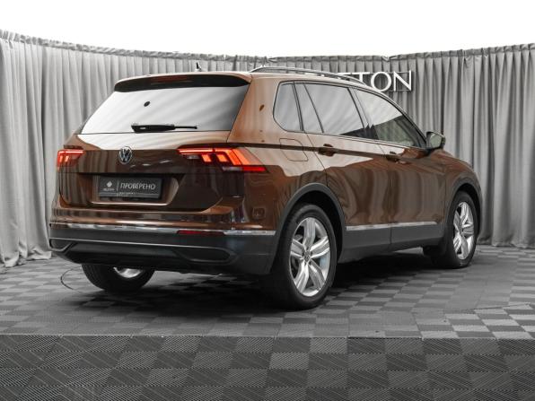 Volkswagen Tiguan II Рестайлинг с пробегом 2021 года, цена 2 860 000 рублей, 65182 км, внедорожник, Автокод Объявления