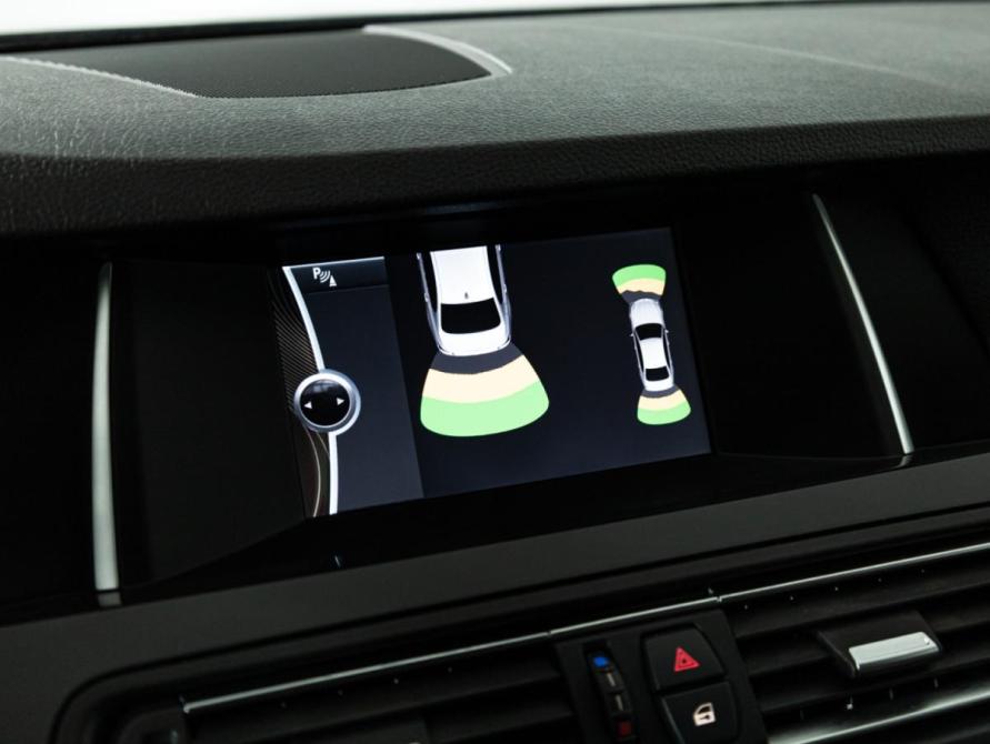 BMW 5 серии VI (F10/F11/F07) Рестайлинг Санкт-Петербург  - изображение 18