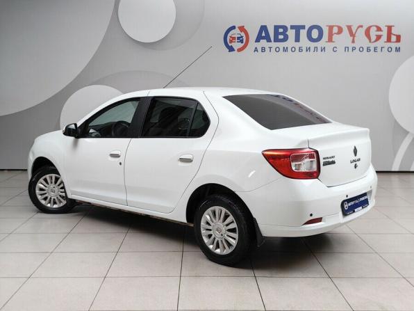 Renault Logan II с пробегом 2017 года, цена 895 000 рублей, 55000 км, седан, Автокод Объявления