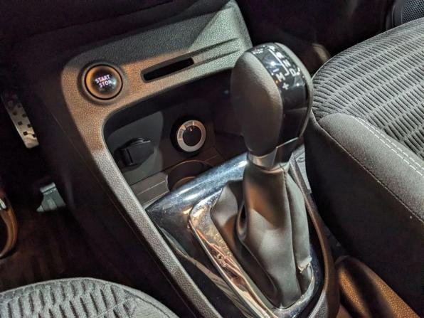 Renault Kaptur I с пробегом 2019 года, цена 1 599 000 рублей, 102341 км, внедорожник, Автокод Объявления