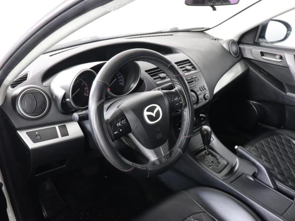 Mazda 3 II (BL) Рестайлинг с пробегом 2011 года, цена 849 000 рублей, 204524 км, седан, Автокод Объявления