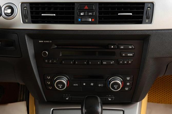 BMW 3 серии V (E90/E91/E92/E93) с пробегом 2008 года, цена 1 229 000 рублей, 243000 км, седан, Автокод Объявления