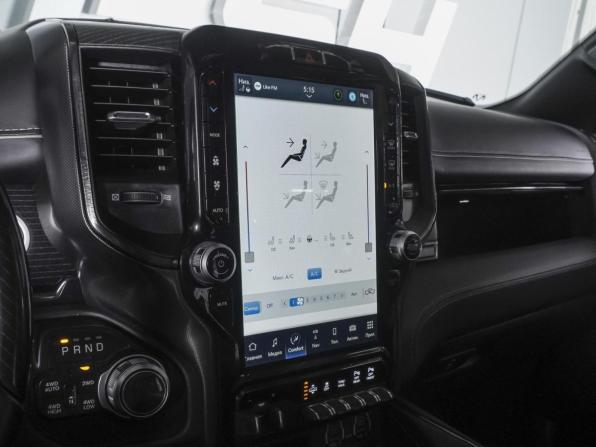 Ram 1500 V с пробегом 2022 года, цена 7 730 000 рублей, 32177 км, offers.body_type.unknown, Автокод Объявления