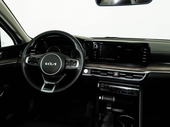 Kia K5 III с пробегом 2022 года, цена 2 988 000 рублей, 44085 км, седан, Автокод Объявления