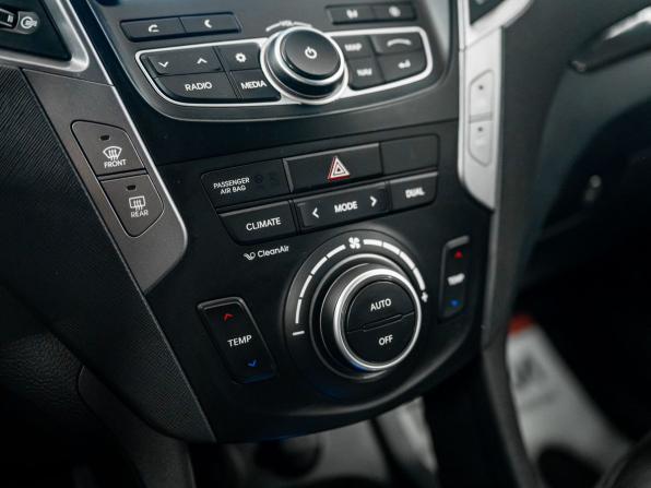 Hyundai Santa Fe III с пробегом 2013 года, цена 1 630 000 рублей, 109770 км, внедорожник, Автокод Объявления