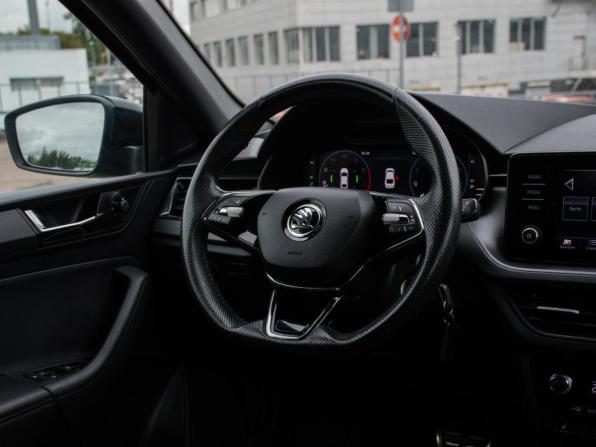 Skoda Rapid II с пробегом 2022 года, цена 1 727 000 рублей, 98994 км, лифтбек, Автокод Объявления