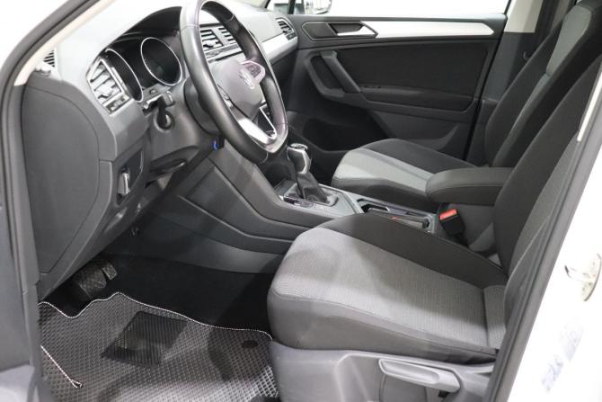 Volkswagen Tiguan II Рестайлинг с пробегом 2021 года, цена 2 430 000 рублей, 53179 км, внедорожник, Автокод Объявления