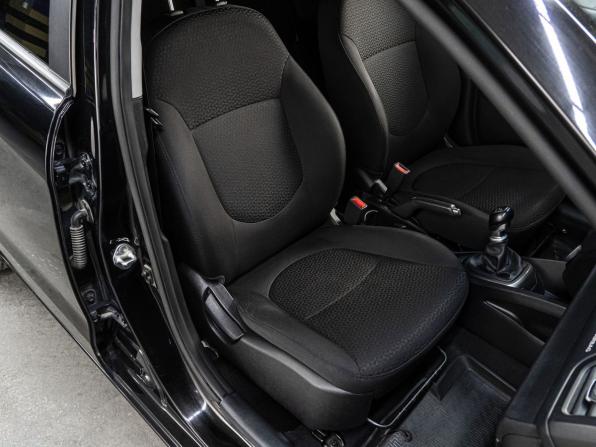 Kia Rio III Рестайлинг с пробегом 2016 года, цена 1 050 000 рублей, 95576 км, хэтчбек, Автокод Объявления