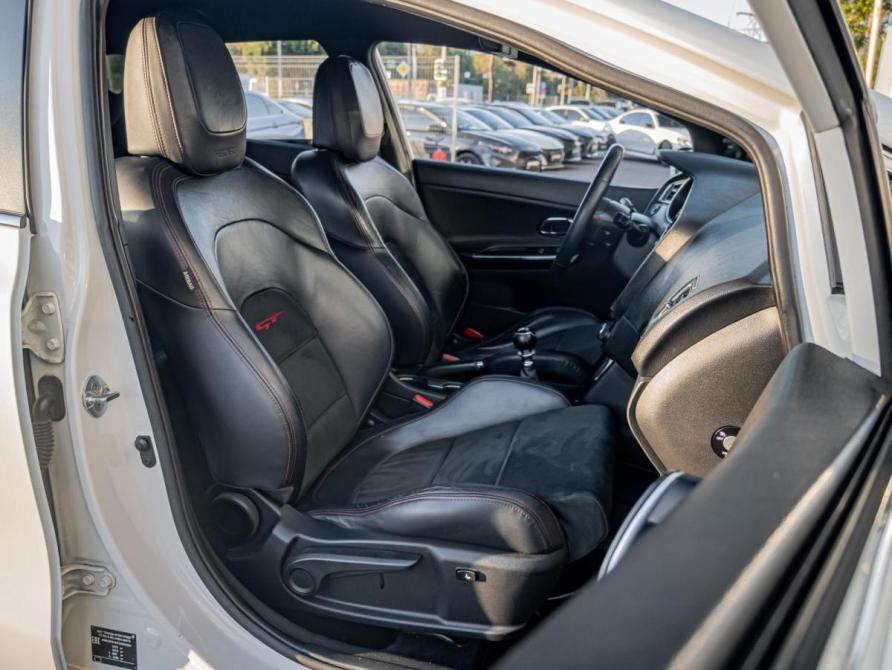 Kia Ceed GT I Рестайлинг Краснодар  - изображение 8