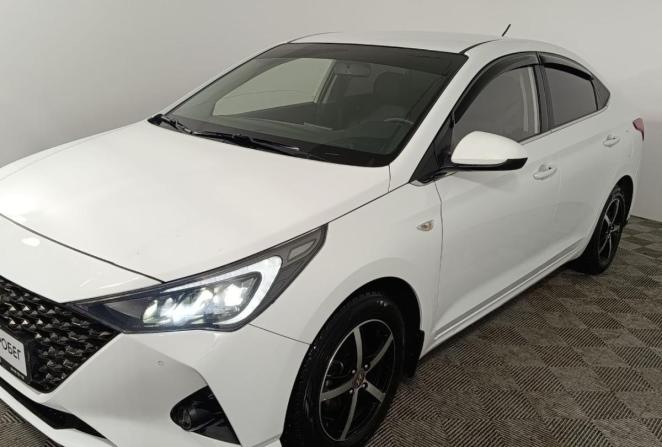 Hyundai Solaris II Рестайлинг с пробегом 2020 года, цена 1 490 000 рублей, 119000 км, седан, Автокод Объявления