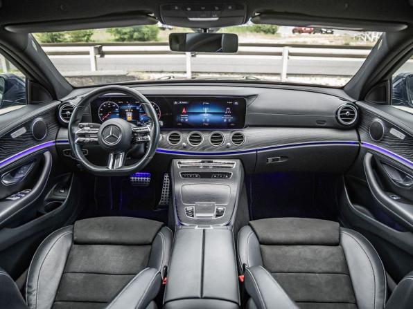 Mercedes-Benz E-Класс V (W213 S213 C238) Рестайлинг с пробегом 2021 года, цена 3 998 000 рублей, 146500 км, седан, Автокод Объявления